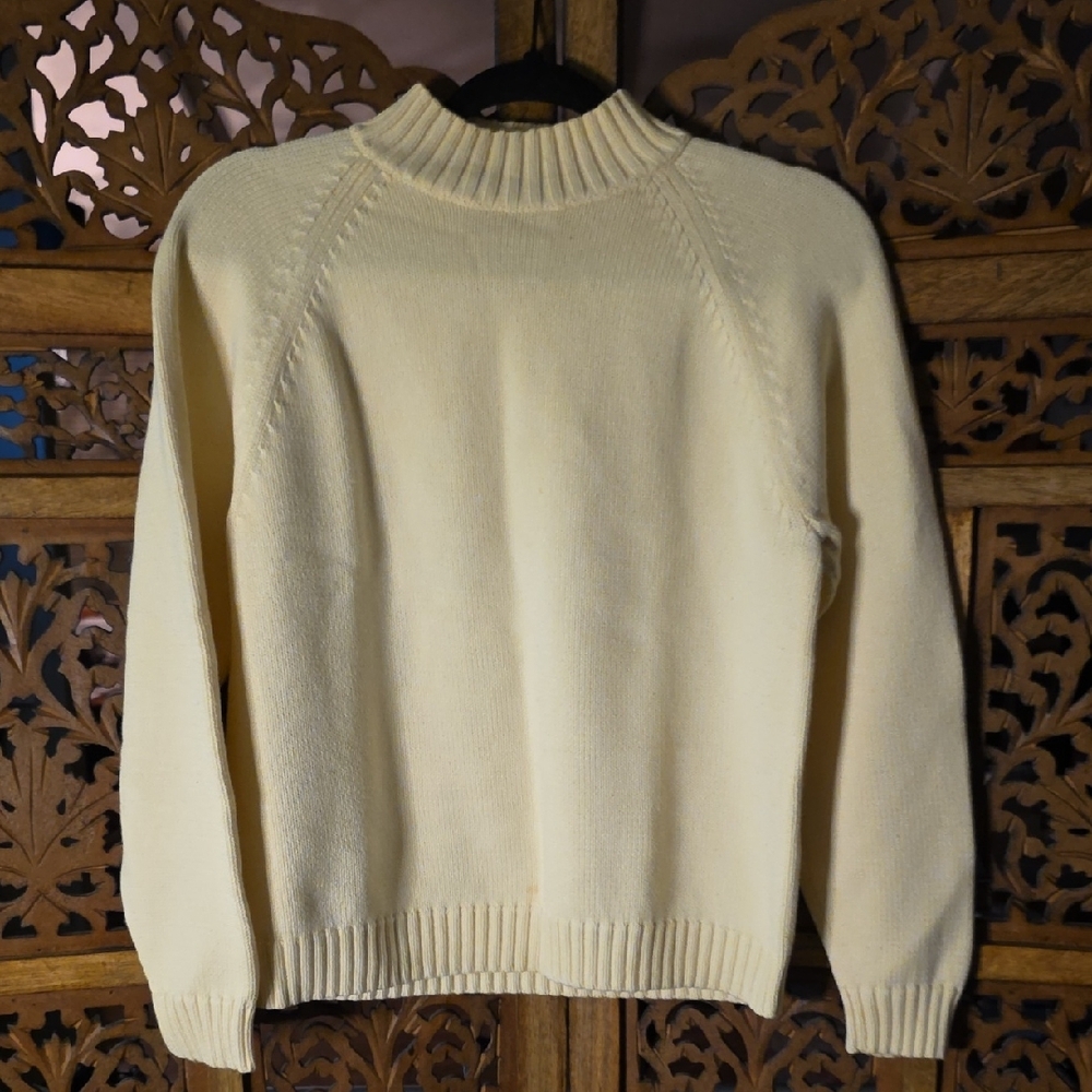 🌟 Lands' End Women's Turtleneck Sweater - Cream